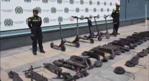 28 patinetas eléctricas y 21 motores encontrados en Los Martires