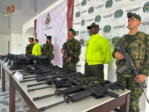Fuerzas militares y policía incautan material de guerra y drones a disidencias en Yumbo