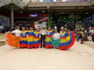 Tercera feria gastronómica, folclor y taller de cocineritos para celebrar la independencia