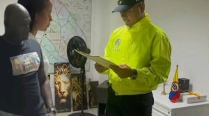 Policías activos fueron enviados a la cárcel por exigir 5 millones a un hombre para evitar ser enviado a la cárcel