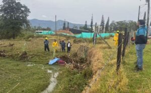 Mujer que cayó a una quebrada fue hallada sin vida
